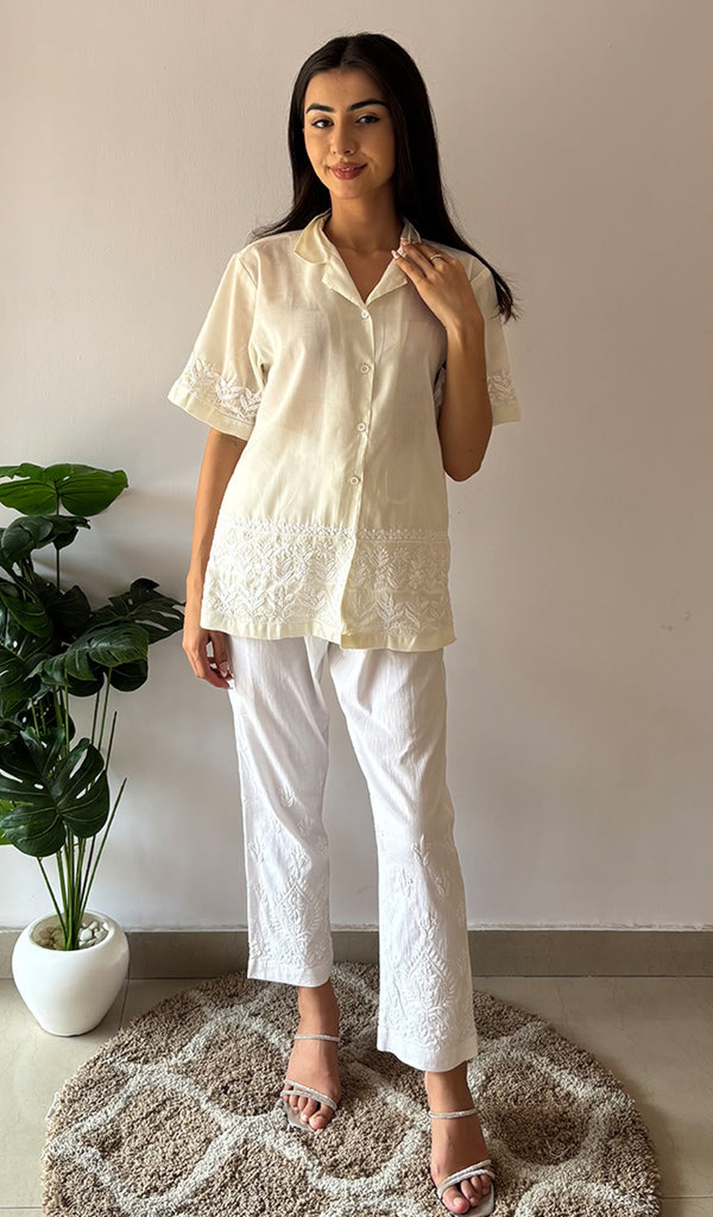 Sukoon — Off-white